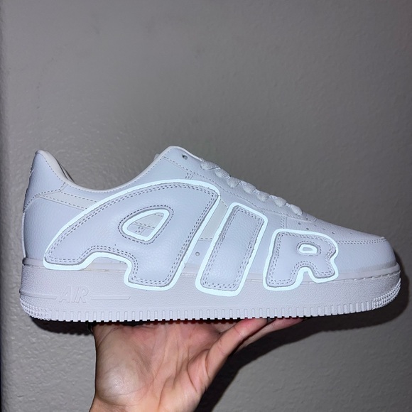 SOLD - Picture 3 of 8